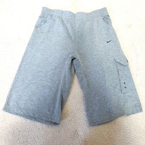 2/$20 Men's Nike shorts L